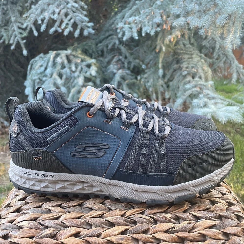 Mens Skechers All Terrain Escape Plan Hiking, Running, Golf Shoe Size 11.5 WIDE
